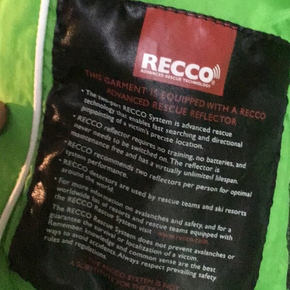 - Helly Hanson green HELLY TECH performance jacket with RECCO Technology - Picture 7 of 16